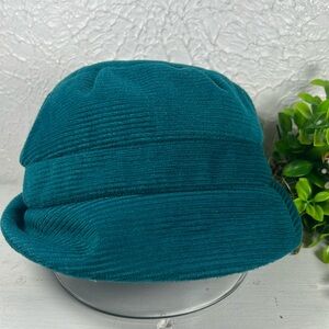 NWOT Bucket Hat Reversible Teal Corduroy/Fleece Multi Style Hat Flip Brim Hat